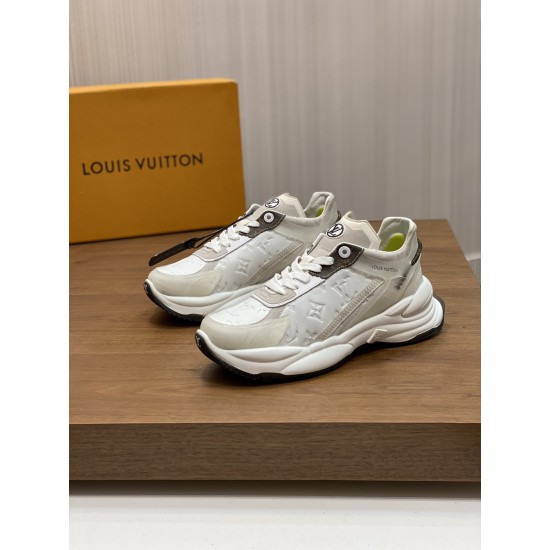 【Louis Vuitton】 High-end original suede calfskin embossed casual shoes sneakers