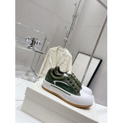 McQueen new thick sole casual shoes ins latest hot original custom color matching style