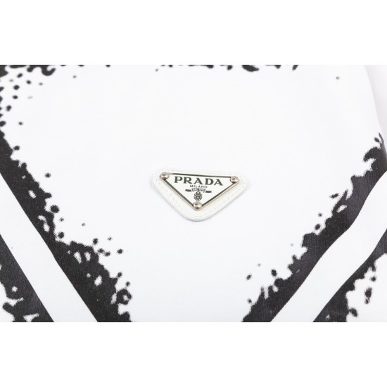 PRADA Graffiti printed metal LOGO trend T-shirt